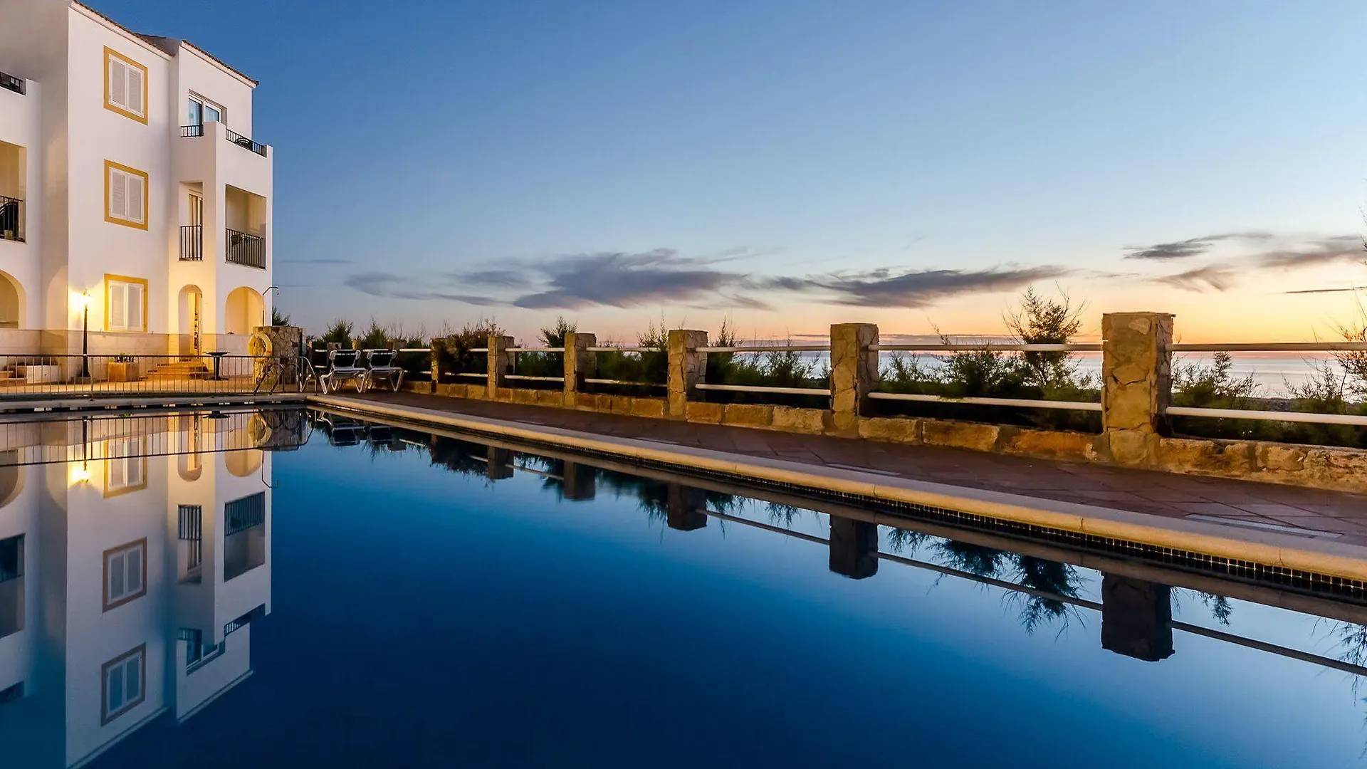 Apartamentos Blancala Cala Blanca  2*, Cala Blanca (Menorca) Spain