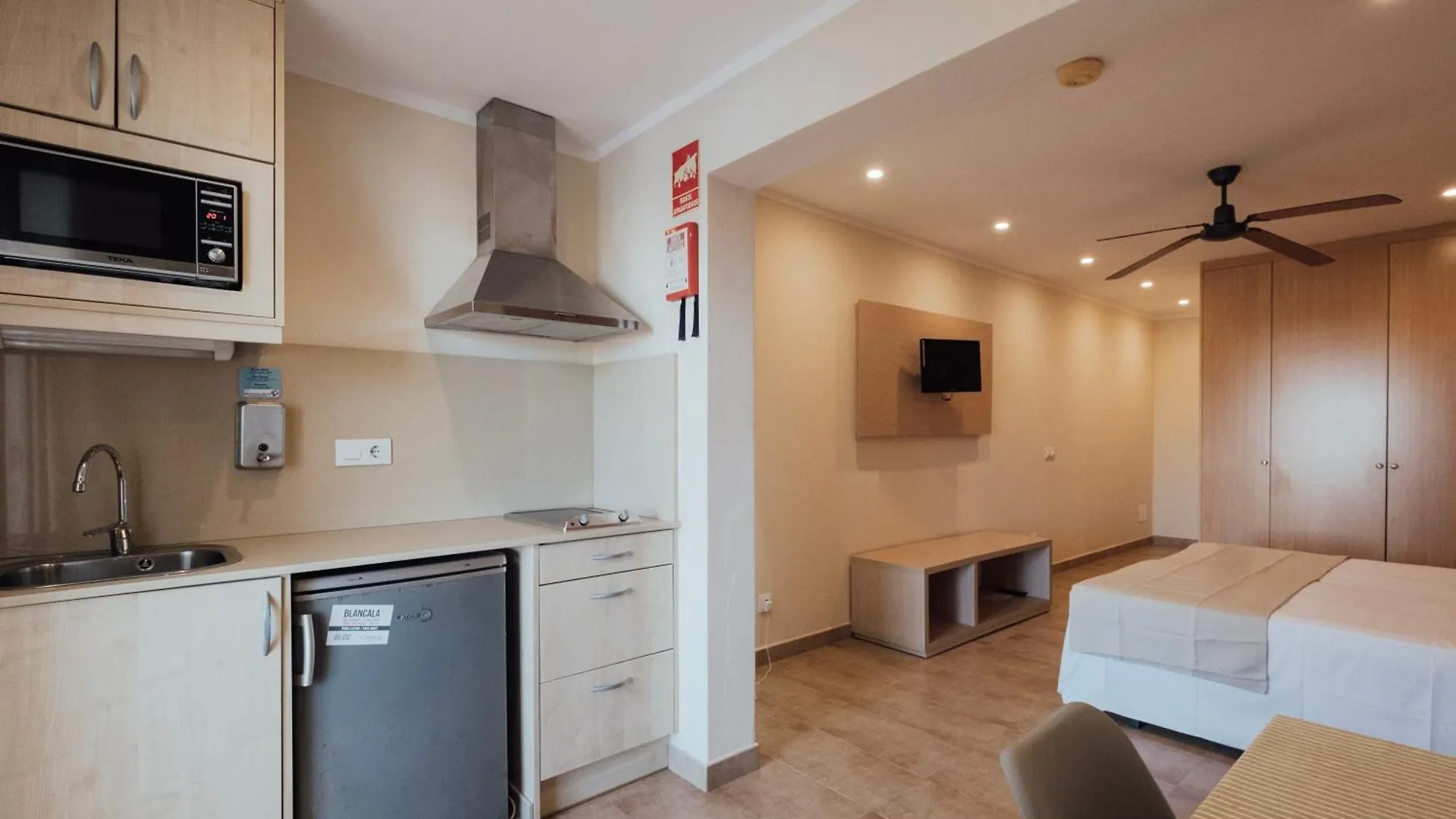 Lejlighedshotel Apartamentos Blancala Cala Blanca