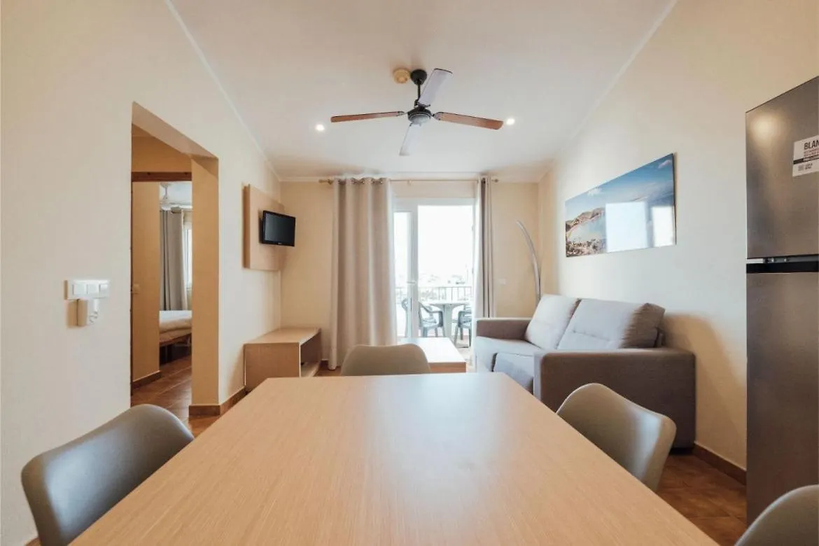 Apartamentos Blancala Cala Blanca  Lejlighedshotel