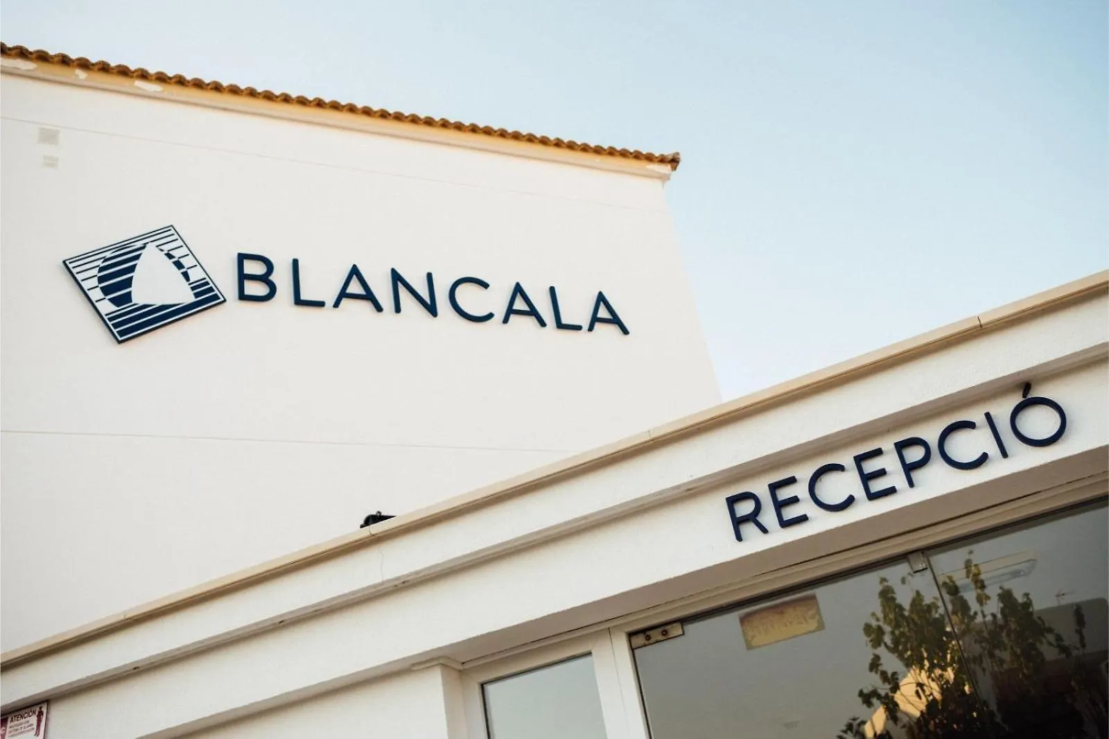 Apartamentos Blancala Cala Blanca  Lejlighedshotel